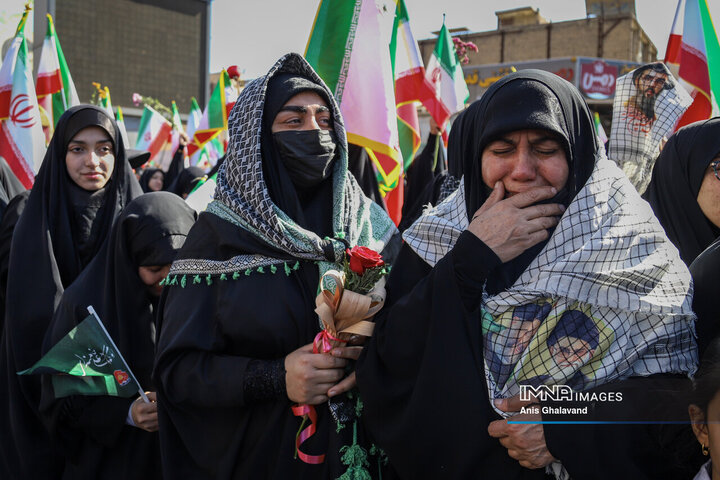 تشییع پیکر ۲ شهید اقتدار در اهواز