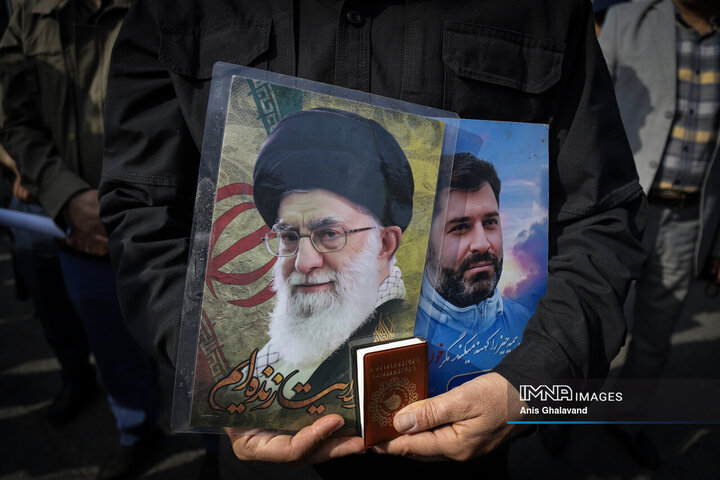 تشییع پیکر ۲ شهید اقتدار در اهواز
