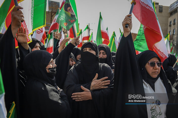 تشییع پیکر ۲ شهید اقتدار در اهواز