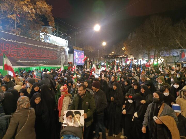 راهپیمایی خیبرشکن بجنوردی‌ها در سومین شب شهادت رهبر امت