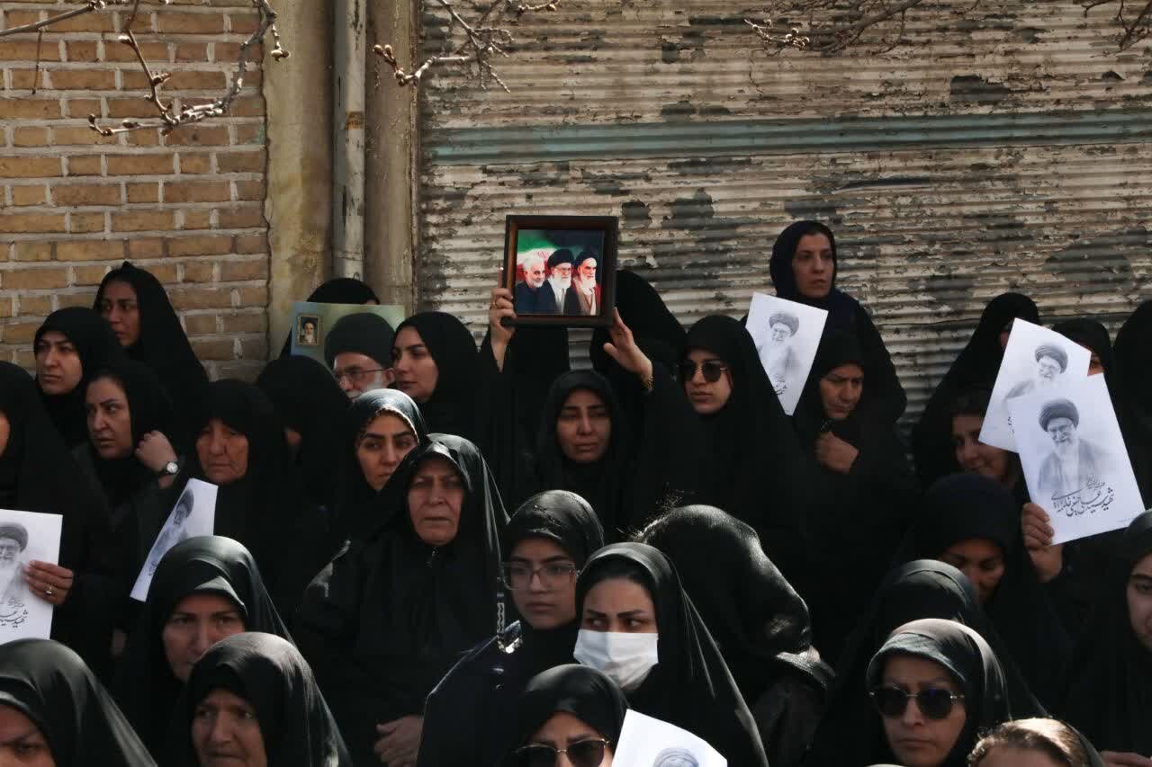 خرمآباد در موج غیرت؛ وداع باشکوه با مدافعان وطن