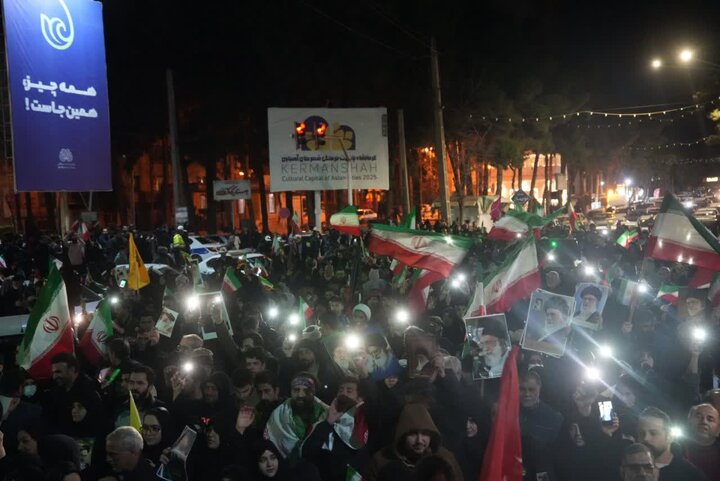 سخن و تجدید میثاق جوانان کرمانشاهی با رهبر شهید انقلاب