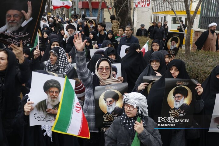 اجتماع عظیم مردمی و هیئات حسینی بمناسبت شهادت رهبر انقلاب در تبریز
