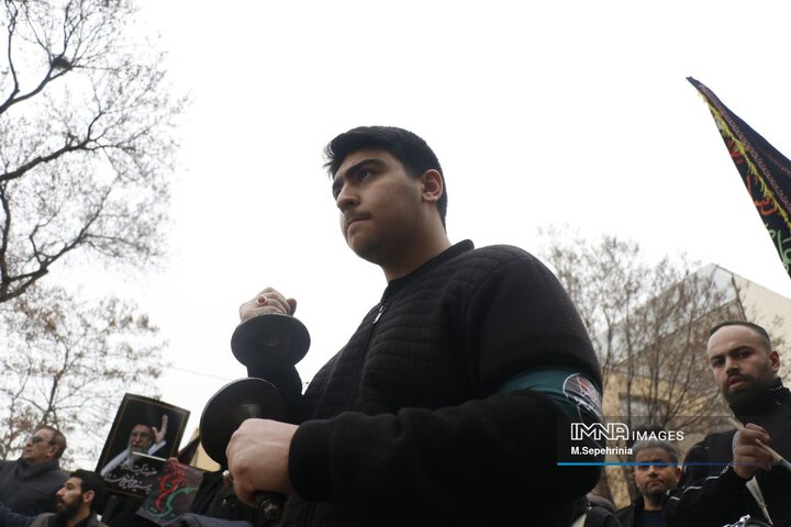 اجتماع عظیم مردمی و هیئات حسینی بمناسبت شهادت رهبر انقلاب در تبریز