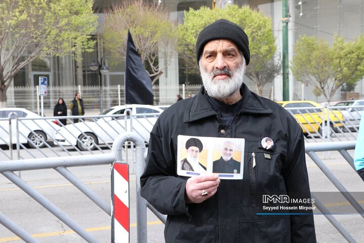 تشييع پیکر هشت شهید اقتدار ایران در مشهد