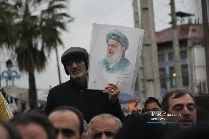فریاد خشم مردم آمل در عزای رهبر شهید انقلاب