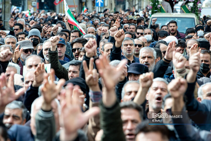 تشییع پیکر مطهر شهید اقتدار در اراک