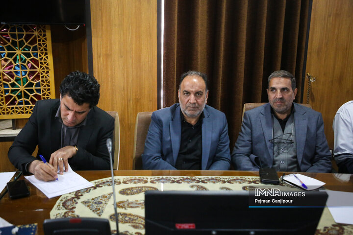 جلسه ستاد عالی مدیریت محله محوری استان اصفهان