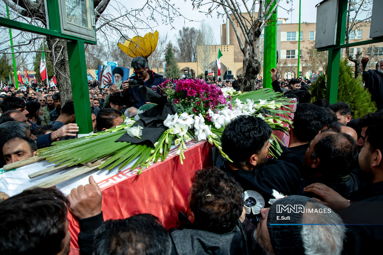 کمکهای بشردوستانه با کلاهک موشک؛ مدعیان حقوق بشر در آینه خون