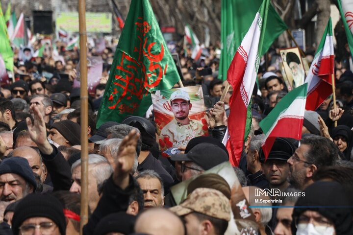 تشییع 11شهید اقتدار جنگ در تبریز