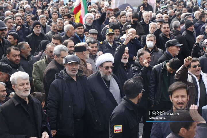 تشییع 11شهید اقتدار جنگ در تبریز