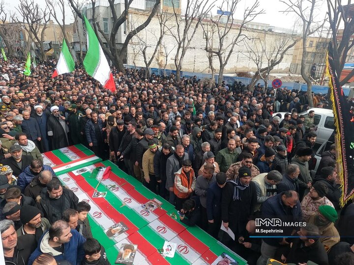 تشییع 11شهید اقتدار جنگ در تبریز