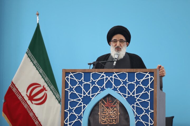 آمریکا و اسرائیل آتشی افروختند که دامن خودشان را خواهد گرفت