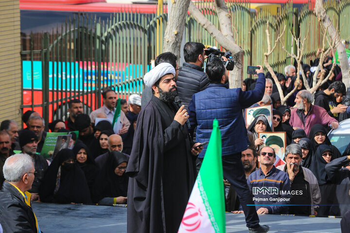 راهپیمایی مردم اصفهان در محکومیت جنایات آمریکا و رژیم صهیونیستی