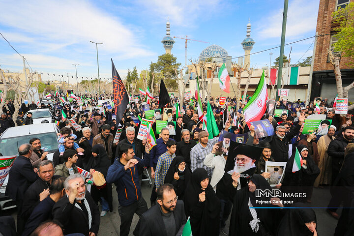 راهپیمایی مردم اصفهان در محکومیت جنایات آمریکا و رژیم صهیونیستی