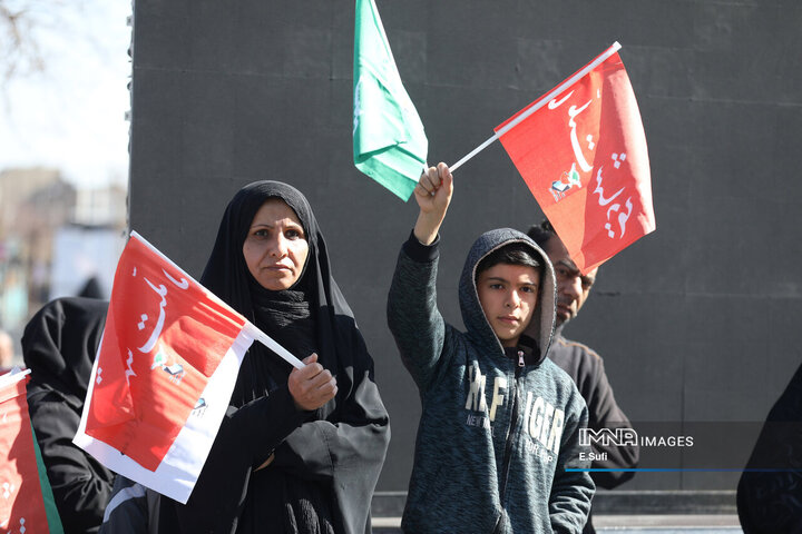 مراسم تشییع پیکر مطهر شهدای مدافع وطن در اراک