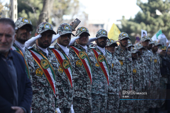 مراسم تشییع پیکر مطهر شهدای مدافع وطن در اراک