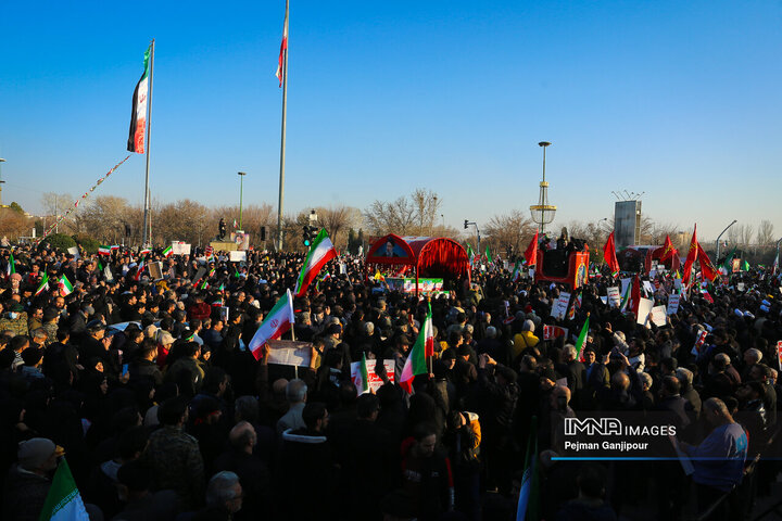 اصفهان دوباره سربازان رهبر شهید را در آغوش کشید