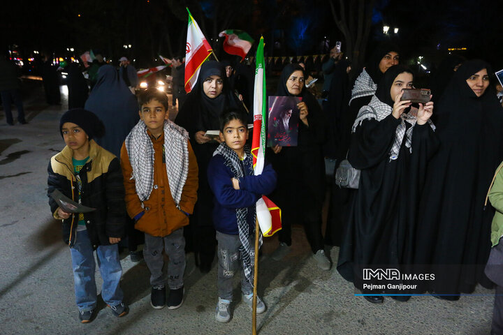 شب‌های سوگ و حماسه اصفهان؛ موکب «راویان میدان، اهالی رسانه»