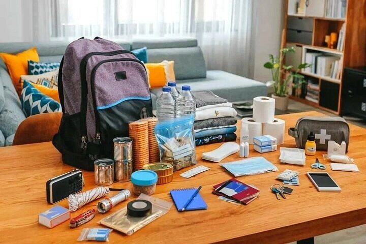 وسایل ضروری کیف نجات | راهنمای ساده بستن کوله پشتی برای شرایط بحران