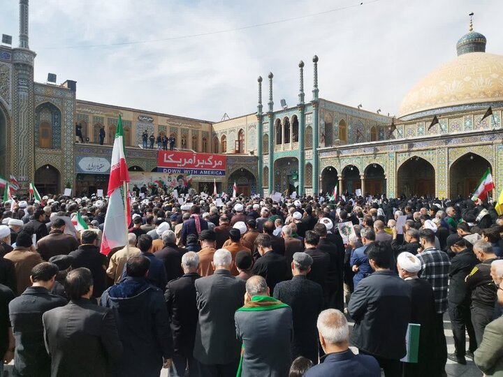 فیلم|‌ اقامه نماز بر پیکر شهدای تجاوز آمریکایی صهیونیستی در حرم بانوی کرامت
