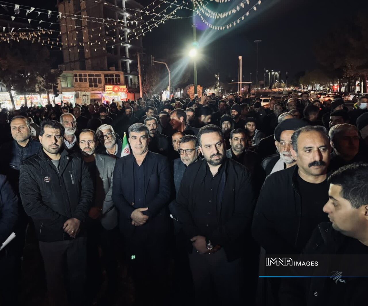 هفتمین شب بزرگداشت شهادت قائد امت آیت الله امام خامنهای در خوراسگان برگزار میشود