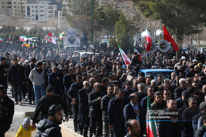 تشییع پیکر شهید «اردشیر رئیسی دهکردی» در شهرکرد