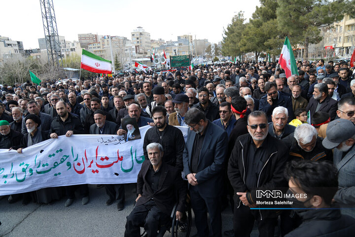 تشییع پیکر شهید «اردشیر رئیسی دهکردی» در شهرکرد