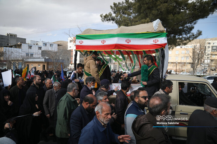 تشییع پیکر شهید «اردشیر رئیسی دهکردی» در شهرکرد