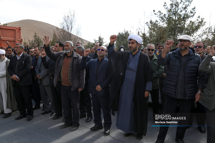 تشییع پیکر شهید «اردشیر رئیسی دهکردی» در شهرکرد