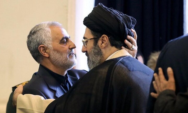 بیعت خانواده شهید حاج قاسم سلیمانی با آیتالله سید مجتبی خامنهای