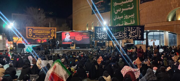 فیلم| برگزاری آیین احیا در نخستین شب قدر و عزاداری اراکی‌ها در شهادت قائد امت