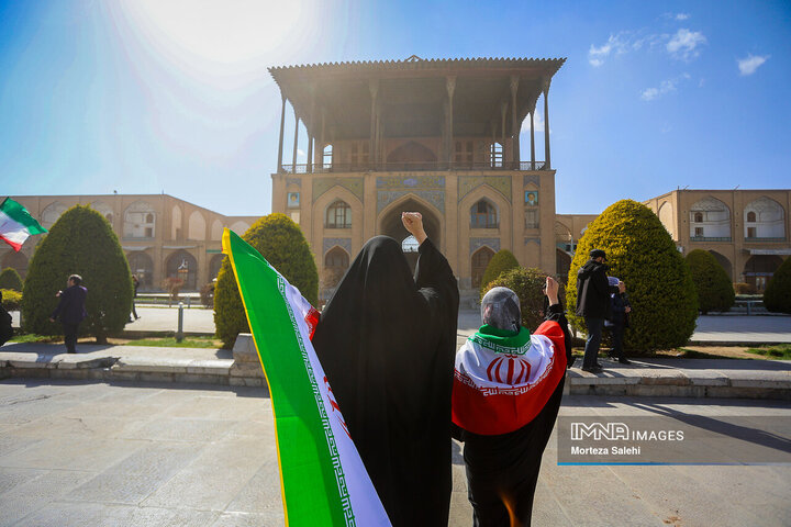 بیعت مردم اصفهان با آیت‌الله العظمی سید مجتبی خامنه‌ای
