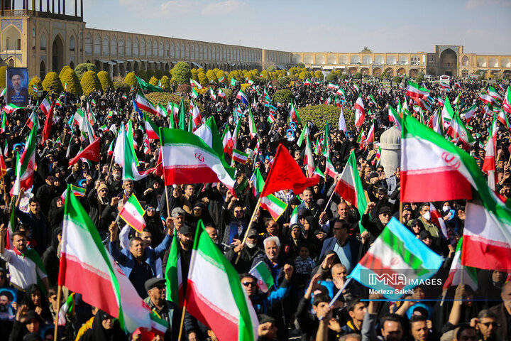 بیعت مردم اصفهان با آیت‌الله العظمی سید مجتبی خامنه‌ای