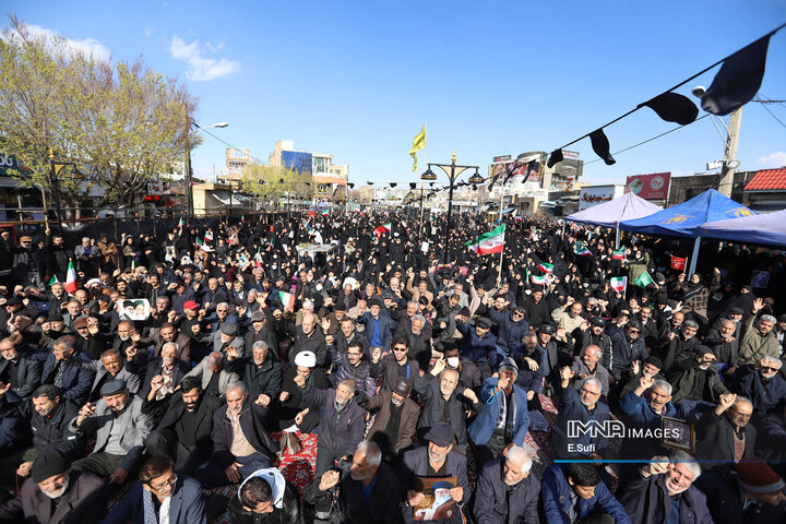 بیعت مردم اراک با آیت‌الله العظمی سید مجتبی خامنه‌ای