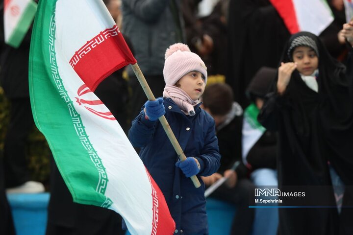 اجتماع عظیم بیعت مردم تبریز با آیت‌الله العظمی سید مجتبی خامنه‌ای رهبر انقلاب
