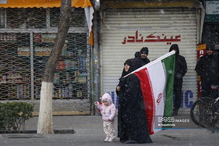 اجتماع عظیم بیعت مردم تبریز با آیت‌الله العظمی سید مجتبی خامنه‌ای رهبر انقلاب