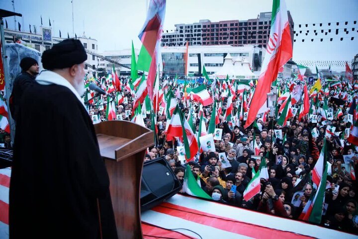 همه خبرگان در مقام بررسی و تشخیص رهبری بعد امام شهید فعالیت کردند