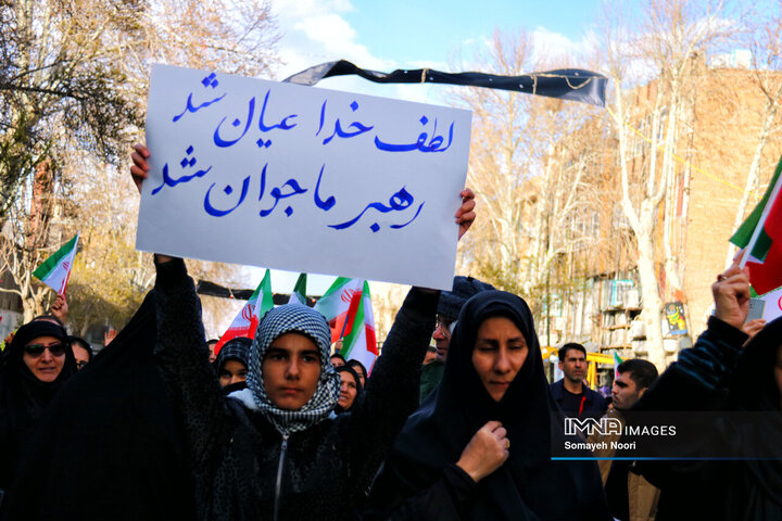 کرمانشاه در بیعت با رهبر انقلاب به پا خواست