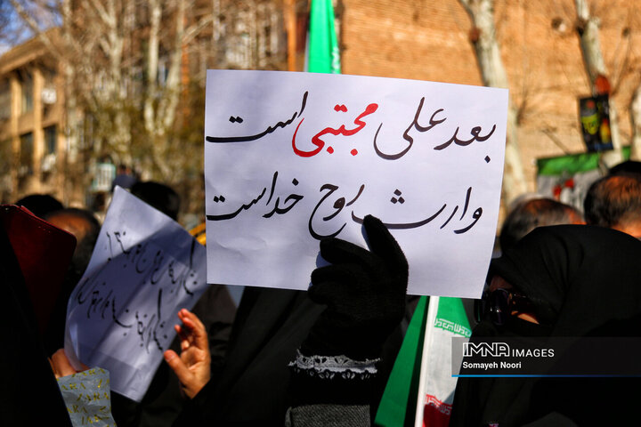 کرمانشاه در بیعت با رهبر انقلاب به پا خواست