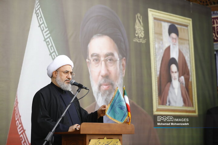 اجتماع سراسری میثاق با امام شهید امت و بیعت با رهبر سوم انقلاب در مسجد مقدس جمکران