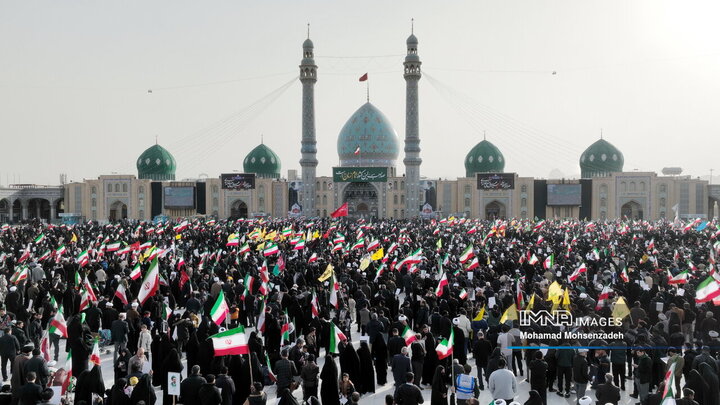 اجتماع سراسری میثاق با امام شهید امت و بیعت با رهبر سوم انقلاب در مسجد مقدس جمکران