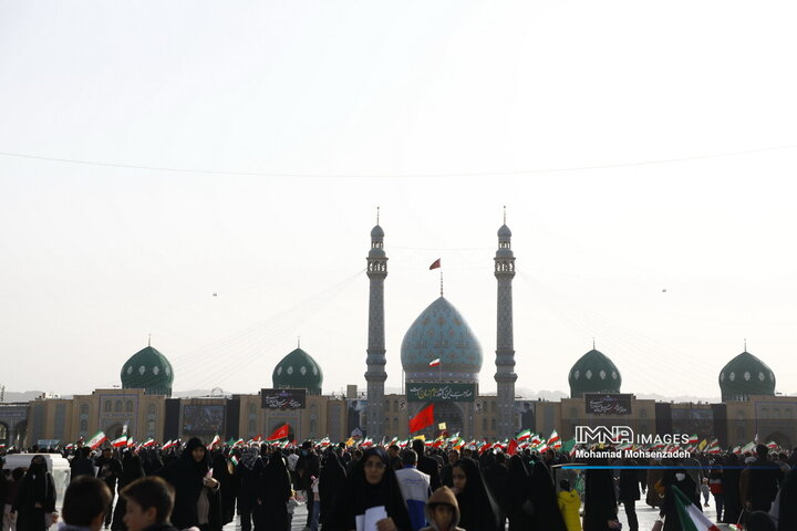 اجتماع سراسری میثاق با امام شهید امت و بیعت با رهبر سوم انقلاب در مسجد مقدس جمکران