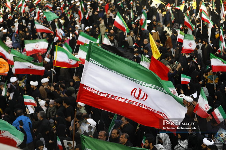 اجتماع سراسری میثاق با امام شهید امت و بیعت با رهبر سوم انقلاب در مسجد مقدس جمکران