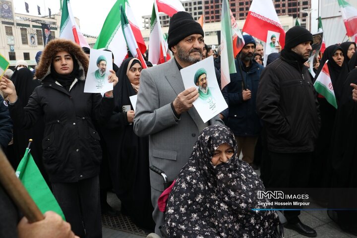 اجتماع سراسری میثاق با امام شهید امت و بیعت با رهبر سوم انقلاب در مشهد مقدس