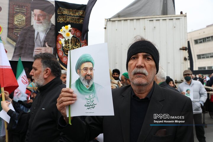 اجتماع سراسری میثاق با امام شهید امت و بیعت با رهبر سوم انقلاب در مشهد مقدس