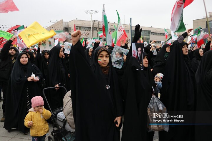 اجتماع سراسری میثاق با امام شهید امت و بیعت با رهبر سوم انقلاب در مشهد مقدس
