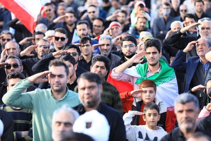مردم دارالعباده همچنان پای کار انقلاب