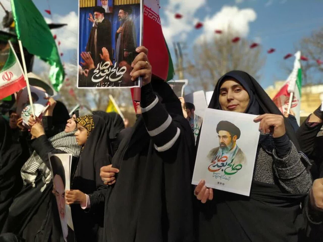 نوای بیعت در آسمان خرمآباد؛ مردمی که روایتی از استمرار یک بیعت را فریاد زدند