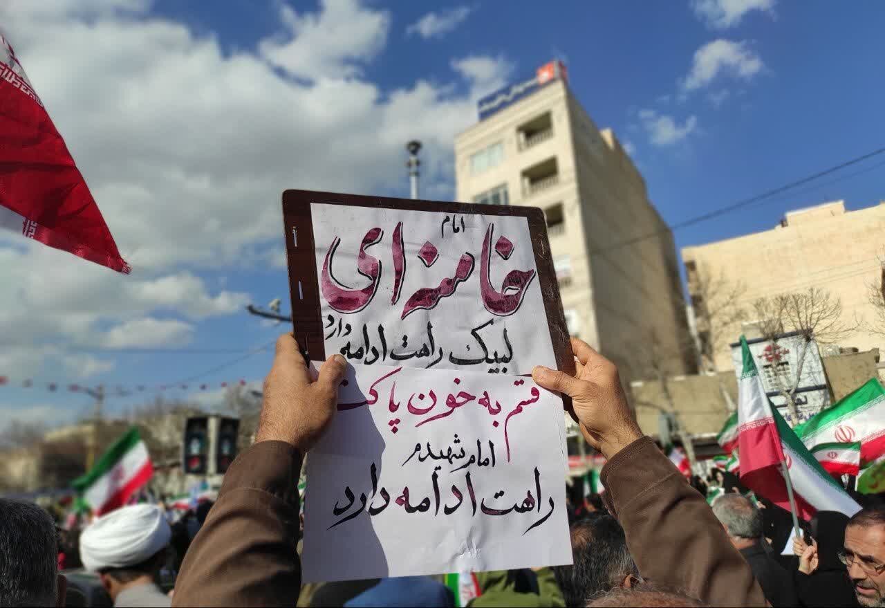 نوای بیعت در آسمان خرم‌آباد؛ مردمی که روایتی از استمرار یک بیعت را فریاد زدند